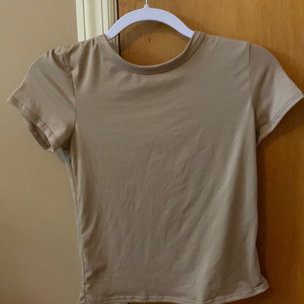 Light brown t-shirt, size small from Brit and Bri